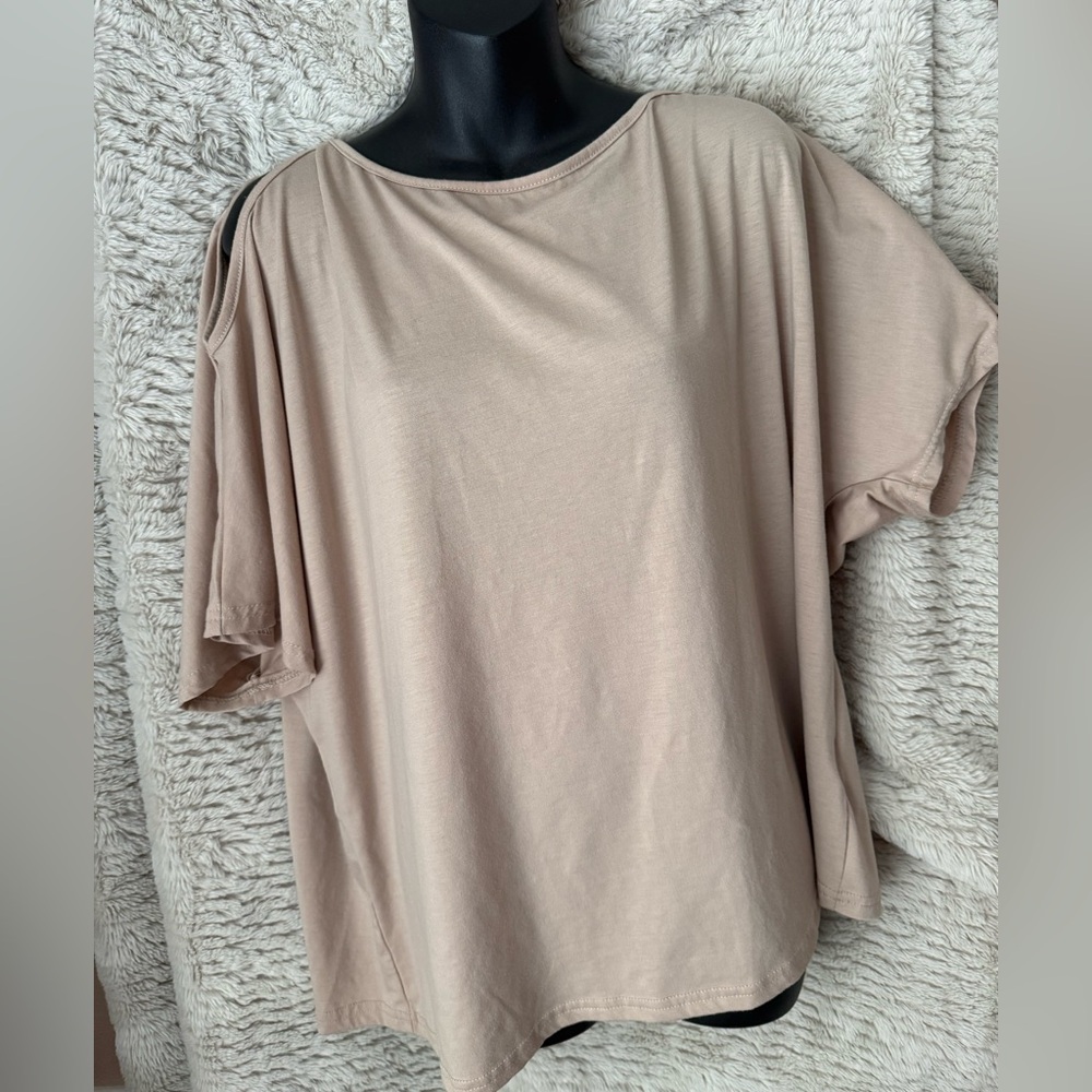 SHEIN Beige Cold-Shoulder Short Sleeve Tee